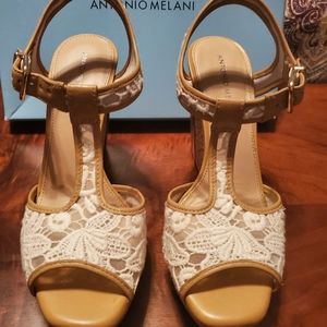 Lace platform sandals